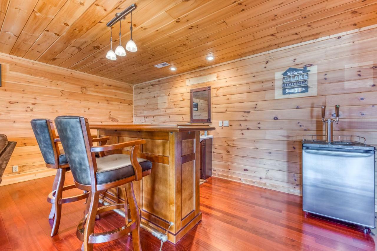 Majestic Lakefront Lodge Sevierville Dış mekan fotoğraf