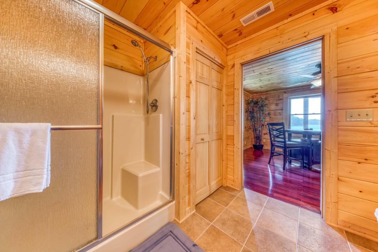 Majestic Lakefront Lodge Sevierville Dış mekan fotoğraf